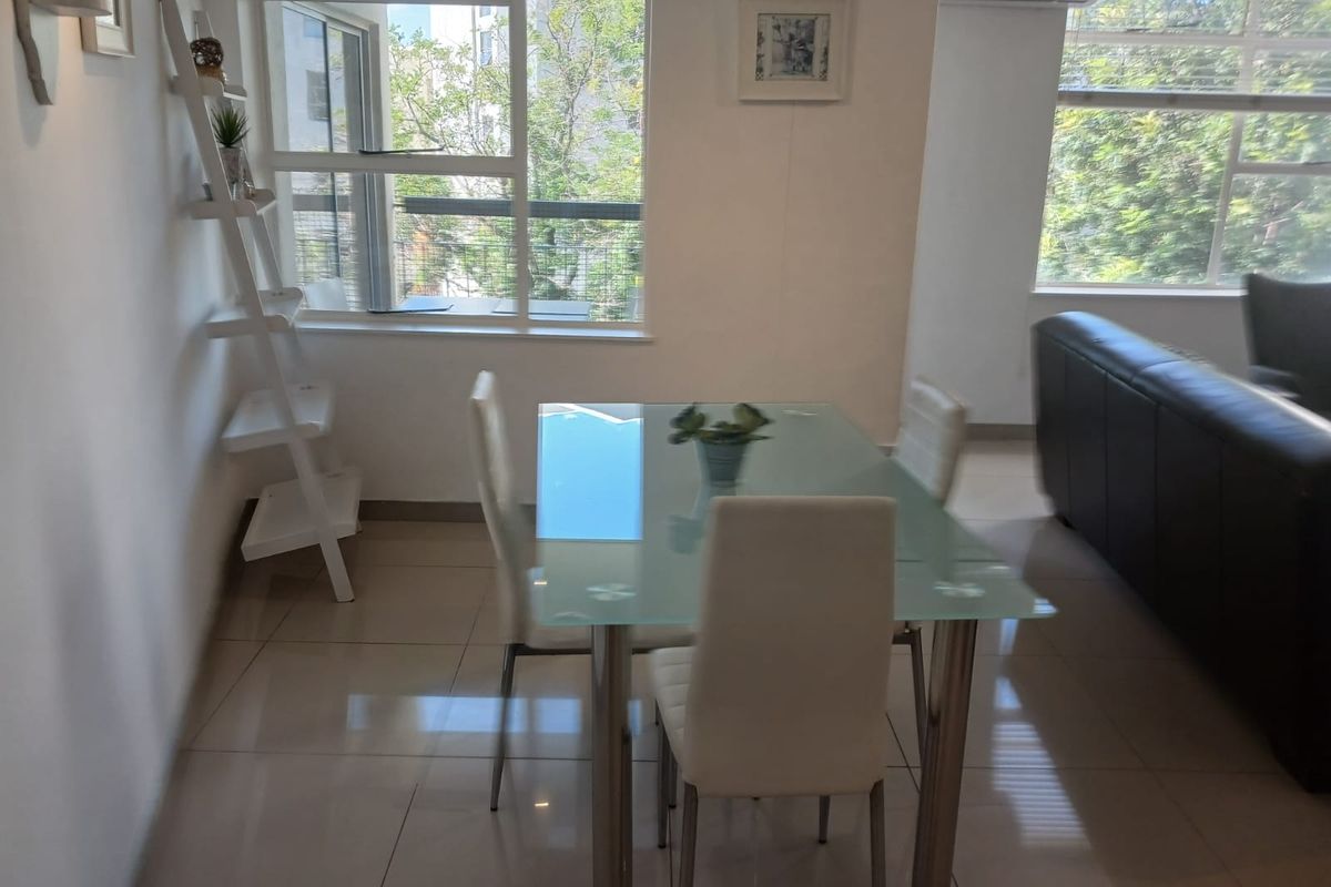 Stylish 1-bedroom apartment to let in Sandhurst, Sandton—luxury living in a prime location awaits! - Photo 2