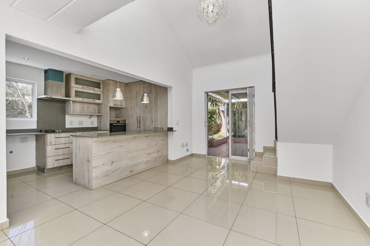 3-bedroom house for sale in Barbeque Downs, Midrand—perfect for families seeking community - Photo 4