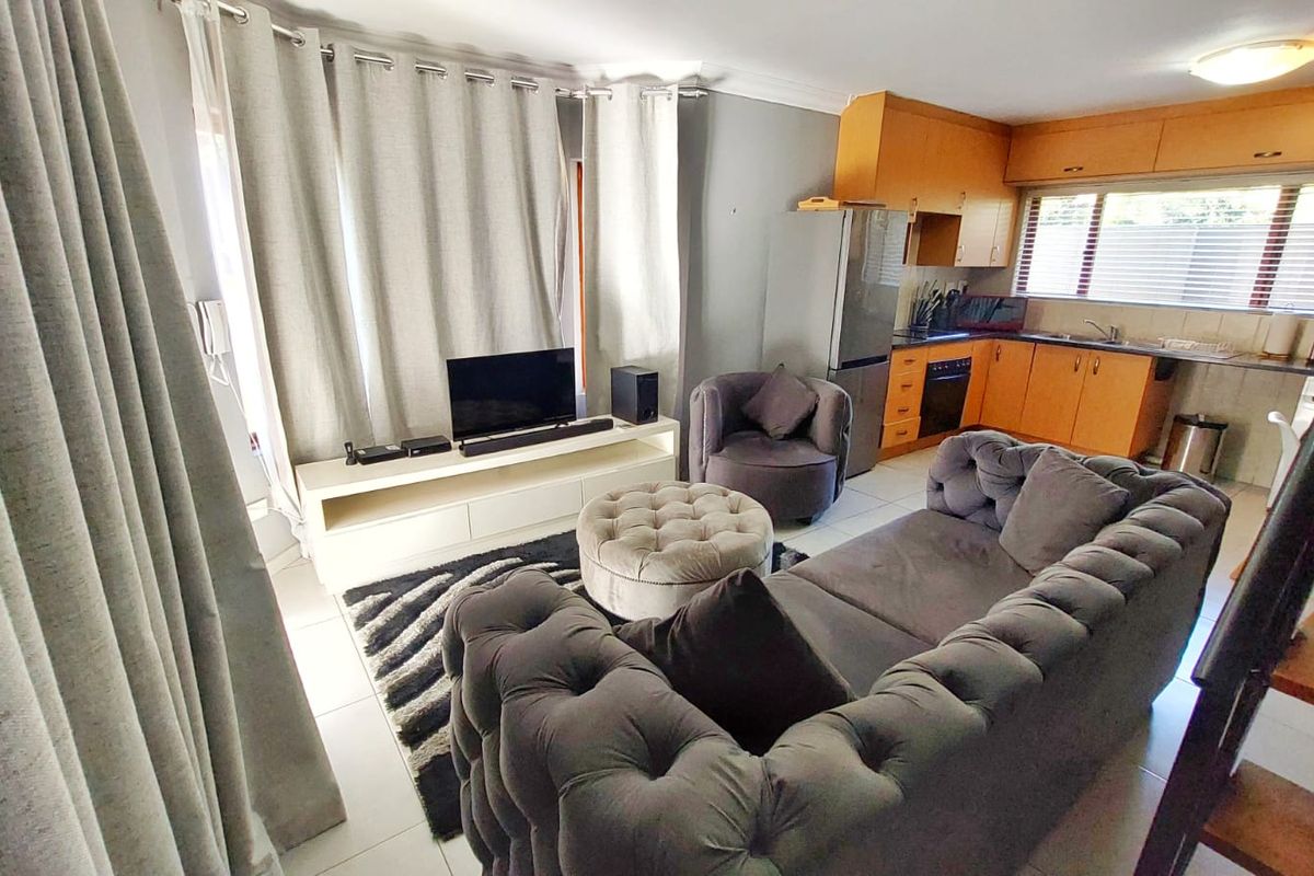 Fully Furnished Two Bed Two Bath Duplex - Photo 3