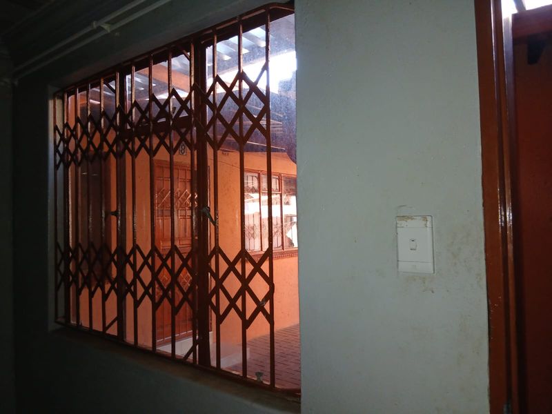 Income-Boosting Gem in Soshanguve GG! Unlock the power of property investment. - Photo 9