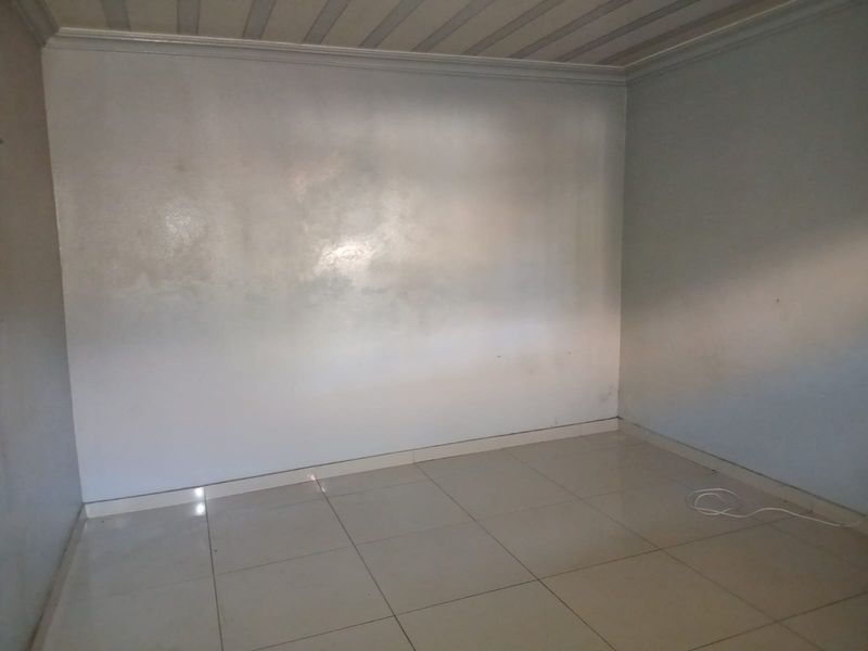Income-Boosting Gem in Soshanguve GG! Unlock the power of property investment. - Photo 10
