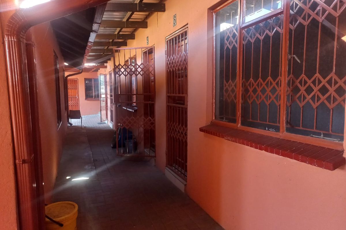 Income-Boosting Gem in Soshanguve GG! Unlock the power of property investment. - Photo 5