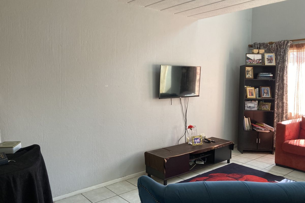 A cosy spacious North facing apartment for Sale - Photo 2