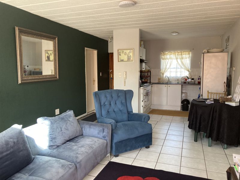 A cosy spacious North facing apartment for Sale - Photo 8