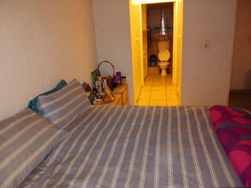 1 BEDROOMED EN-SUITE SECURE APARTMENT WITH PANORAMIC VIEWS - Photo 5