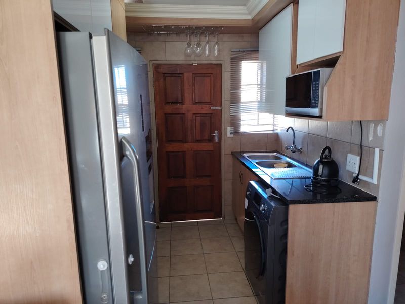 3 Bedroom House for Sale in Thatch Hill - Photo 9