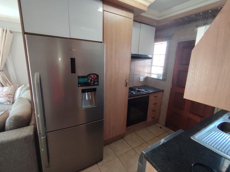 3 Bedroom House for Sale in Thatch Hill - Photo 8