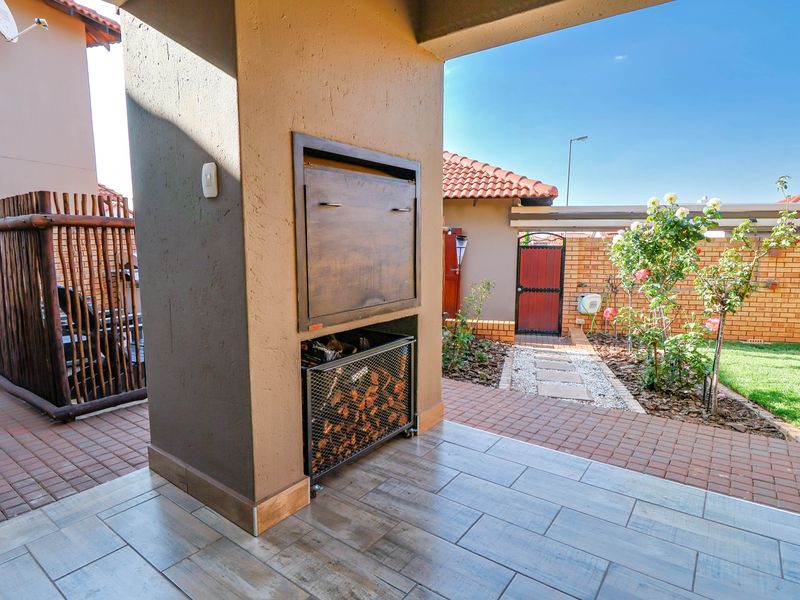 Perfect Property! Awesome Price!! - Photo 7