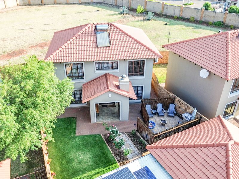 Perfect Property! Awesome Price!! - Photo 4