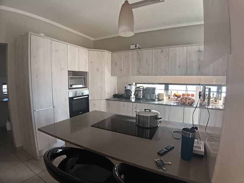 Stunning 3-bedroom freestanding home in Amberfield City, Centurion—your dream home awaits! - Photo 4