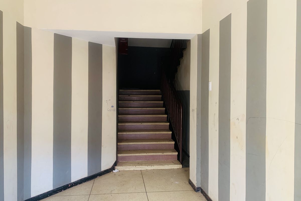 Perfect 12 bedroom house for sale in Bellevue, Jhb - Large families or investors Dream! - Photo 3