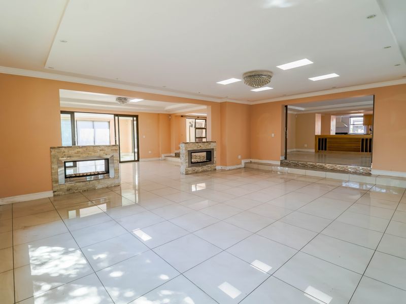 An Executive Duplex Residence, perfectly designed for officials and high-profile individual - Photo 8