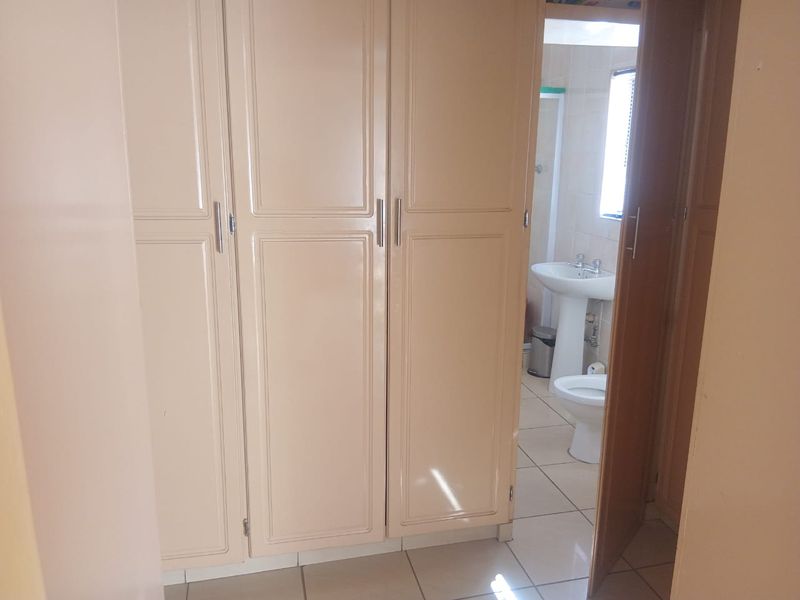 4 Bedroom house to rent in Liefde en Vrede - Photo 6