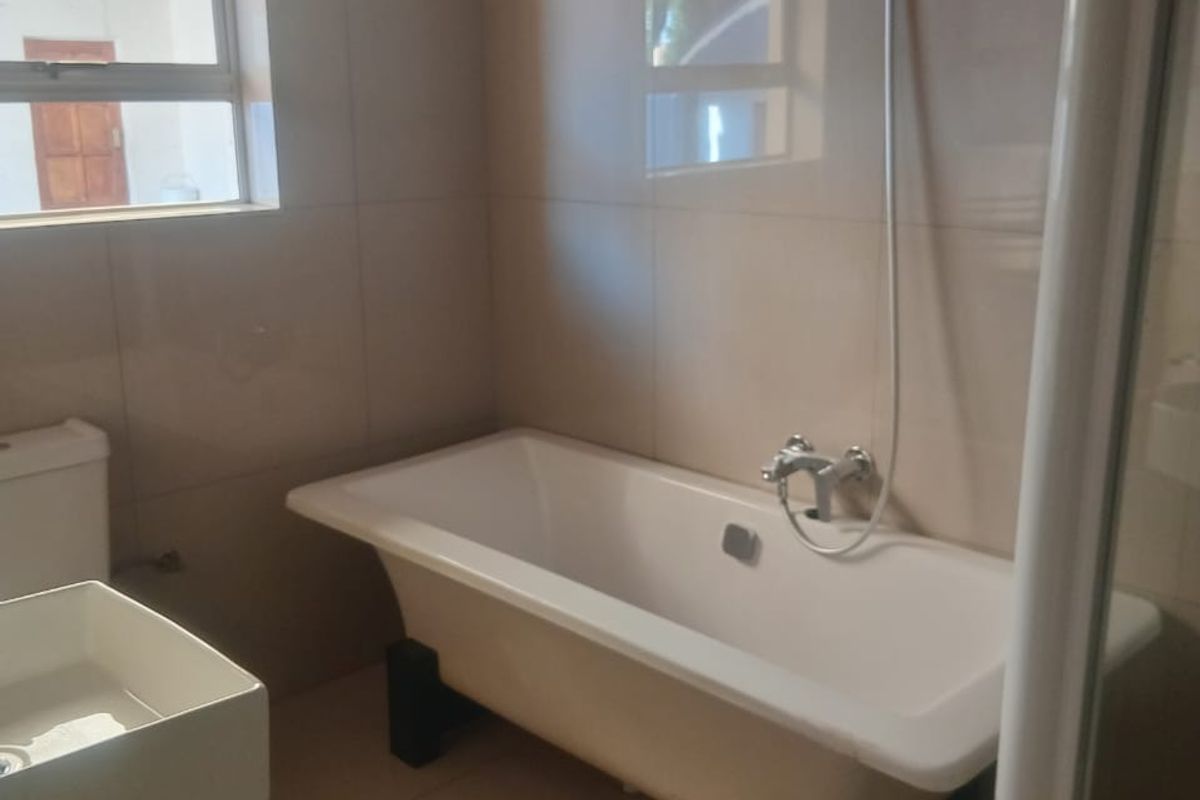 4 Bedroom house to rent in Liefde en Vrede - Photo 3