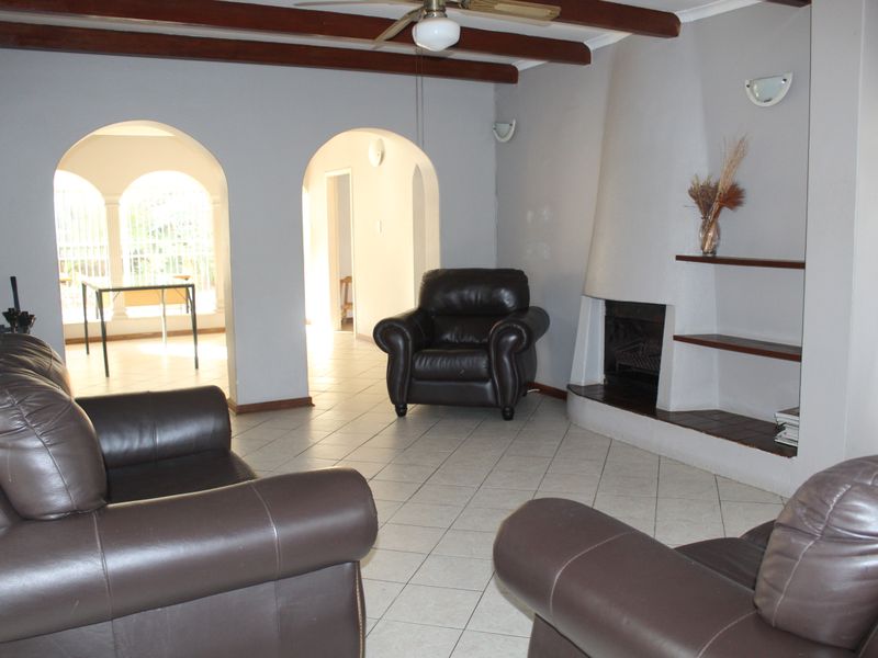 Stunning Double-Storey Family Home | Schoemansville - Photo 2