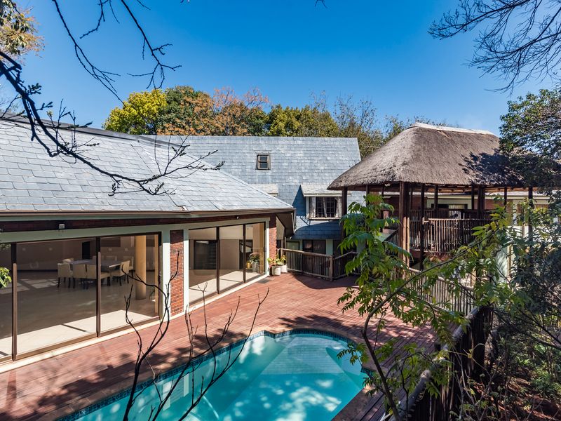 PALATIAL 10 BEDROOMED EN-SUITE RESIDENCE IN BOOMED OFF ENCLOSURE IDEAL FOR AIR B&B OR GUESTHOUSE - Photo 9