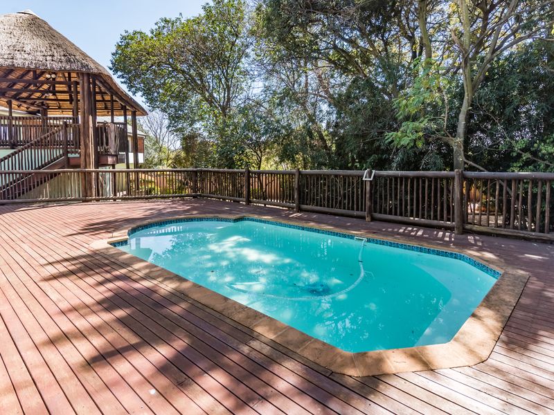 PALATIAL 10 BEDROOMED EN-SUITE RESIDENCE IN BOOMED OFF ENCLOSURE IDEAL FOR AIR B&B OR GUESTHOUSE - Photo 2