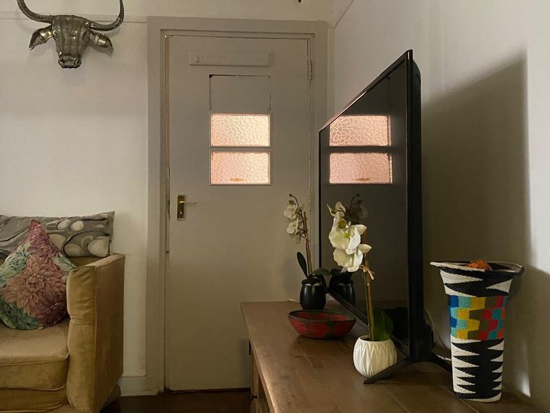 Own a Piece of History: Iconic Ansteys Building - A High-Yield Investment Opportunity in Joburg's CB - Photo 7