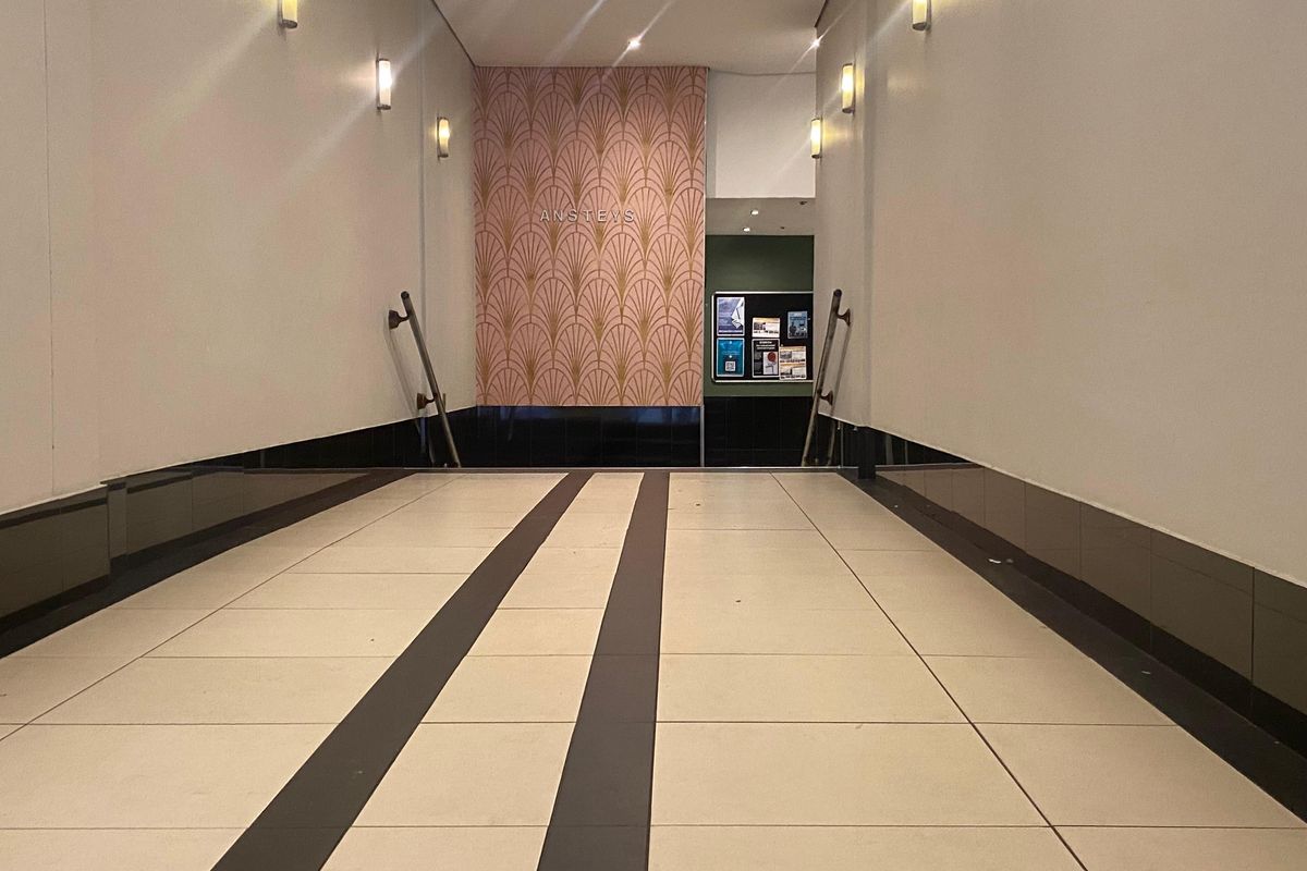 Own a Piece of History: Iconic Ansteys Building - A High-Yield Investment Opportunity in Joburg's CB - Photo 3