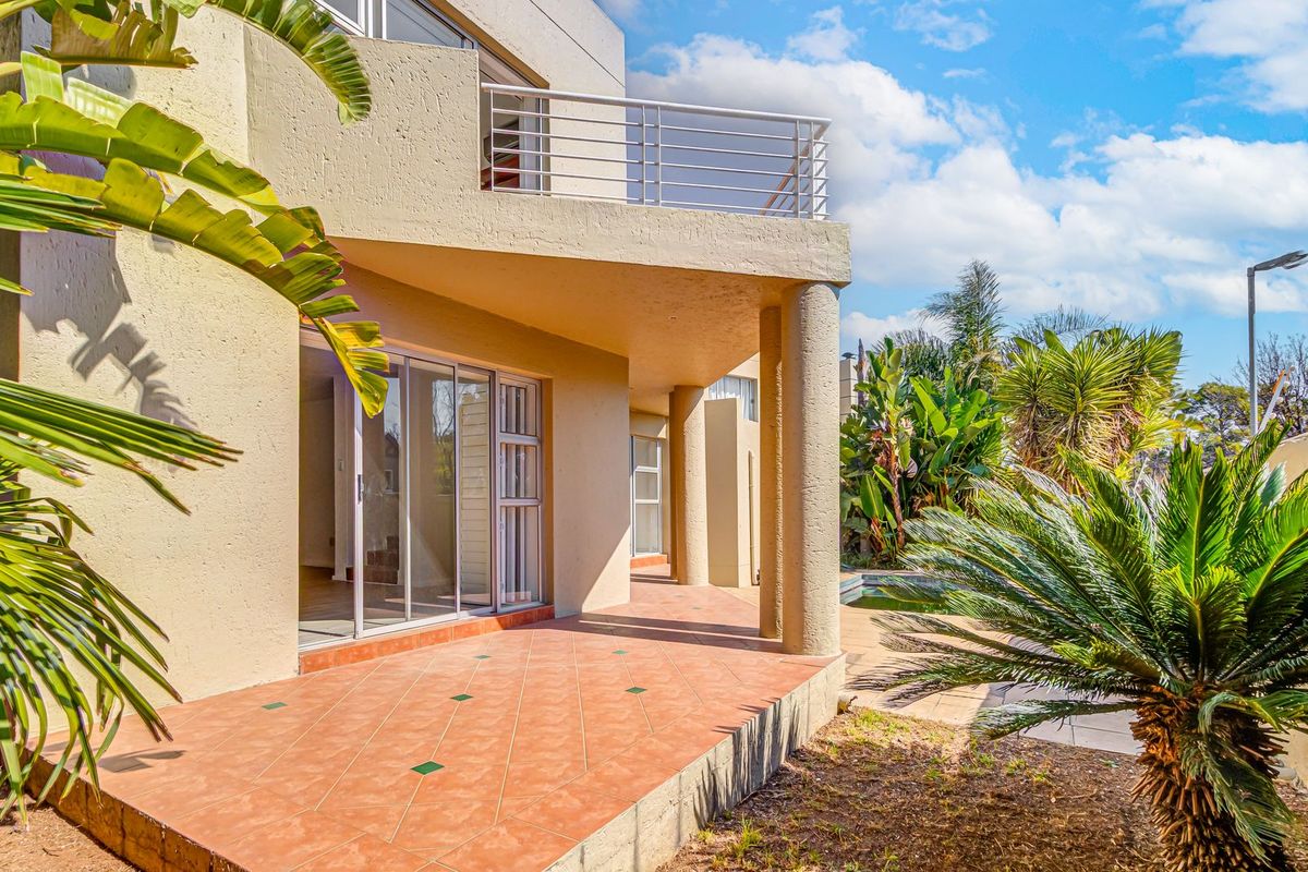 Warmth, Style and Security!! - Photo 2