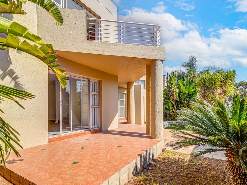 Warmth, Style and Security!! - Photo 2