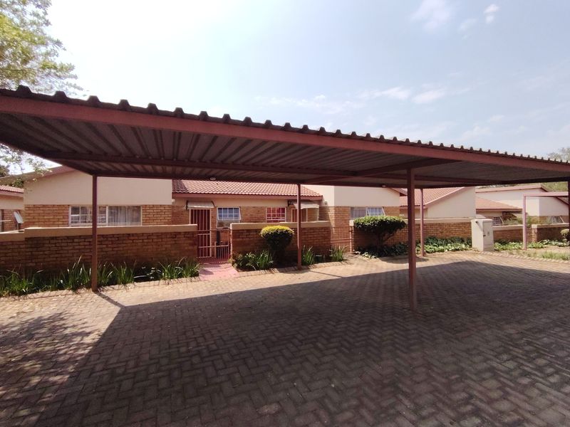 Perfect for modern living and comfort! - Photo 2