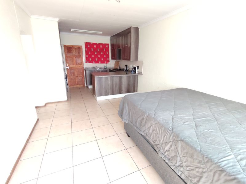 Perfect for modern living and comfort! - Photo 7