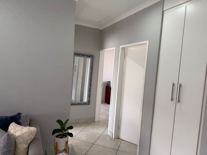 Modern 2 bedroom apartment with Balcony, Florida, Johannesburg west - Photo 8