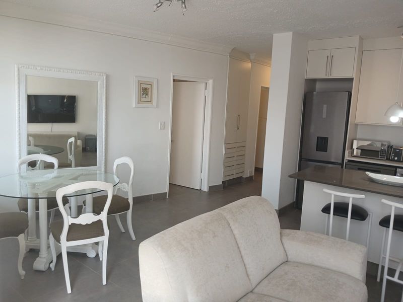 Stylish 2-bedroom furnished apartment to let in Sandhurst, Sandton—perfect for modern urban living! - Photo 3