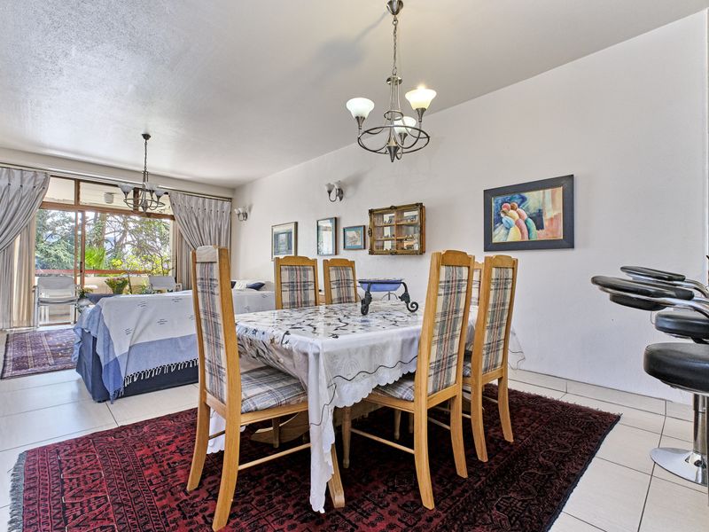 Lovely 2 Bedroom 2 Bathroom Apartment in Melrose - Photo 4