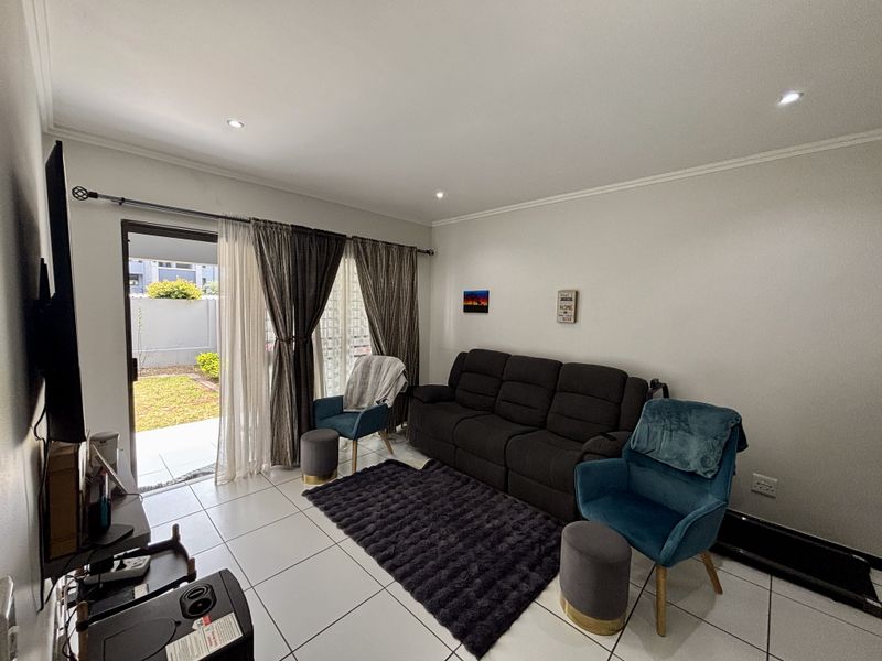 Charming 2-bedroom apartment for sale in Laguna, Barbeque Downs, Midrand—perfect for modern living! - Photo 6