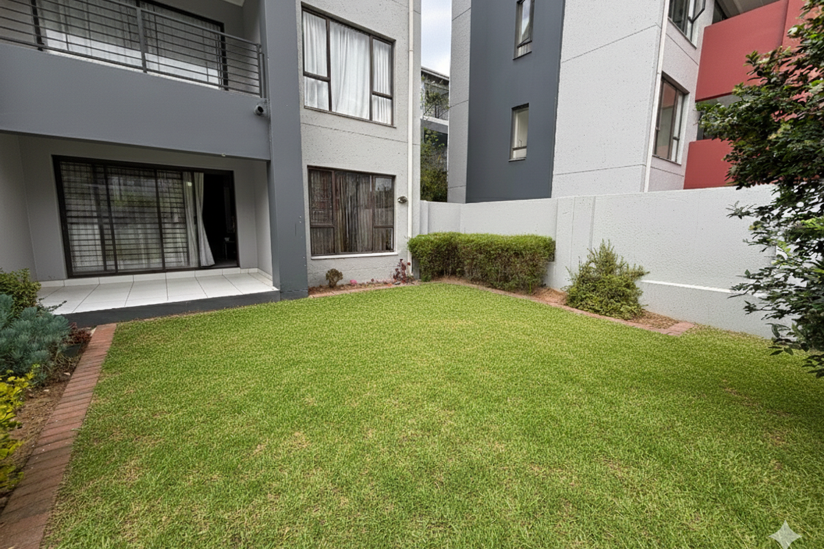 Charming 2-bedroom apartment for sale in Laguna, Barbeque Downs, Midrand—perfect for modern living! - Photo 2