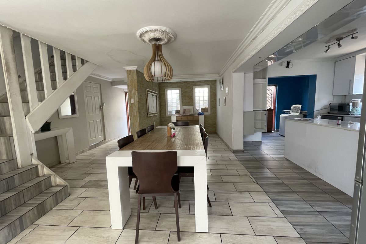 Family Home with Endless Potential - Photo 4