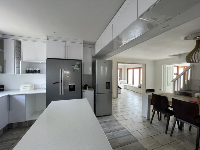 Family Home with Endless Potential - Photo 2