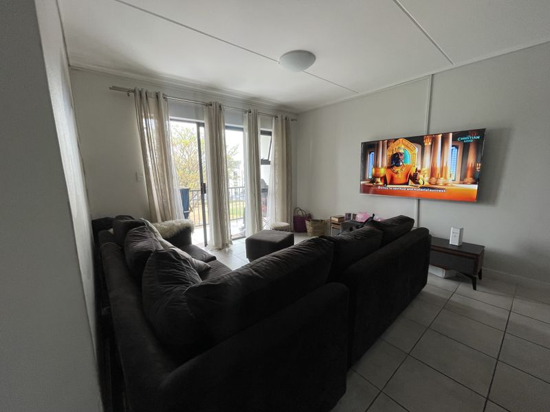 Beautiful 1 Bedroom apartment in an Eco friendly Estate - Photo 2
