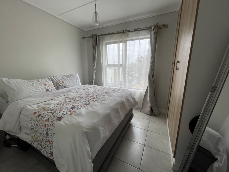 Beautiful 1 Bedroom apartment in an Eco friendly Estate - Photo 4