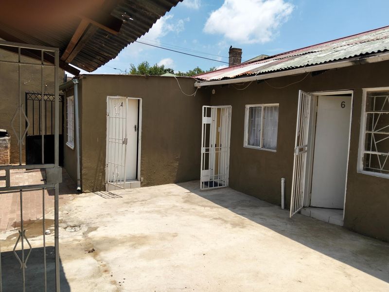 A PROPERTY FOR RENT - Photo 6