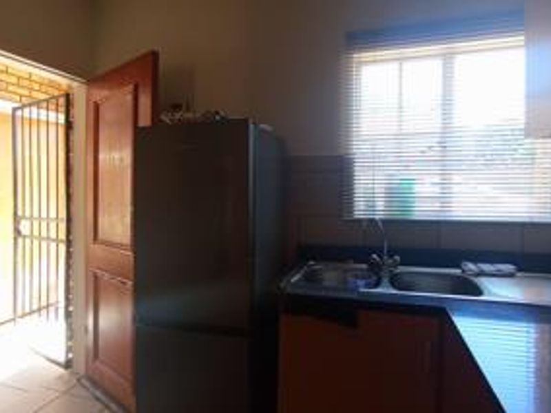 2 bedroom Townhouse for Sale in Clarina - Photo 4