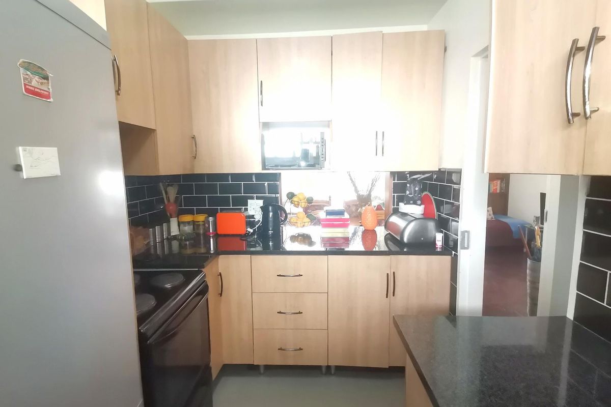 Bachelor Apartment for sale in Berea - Photo 5