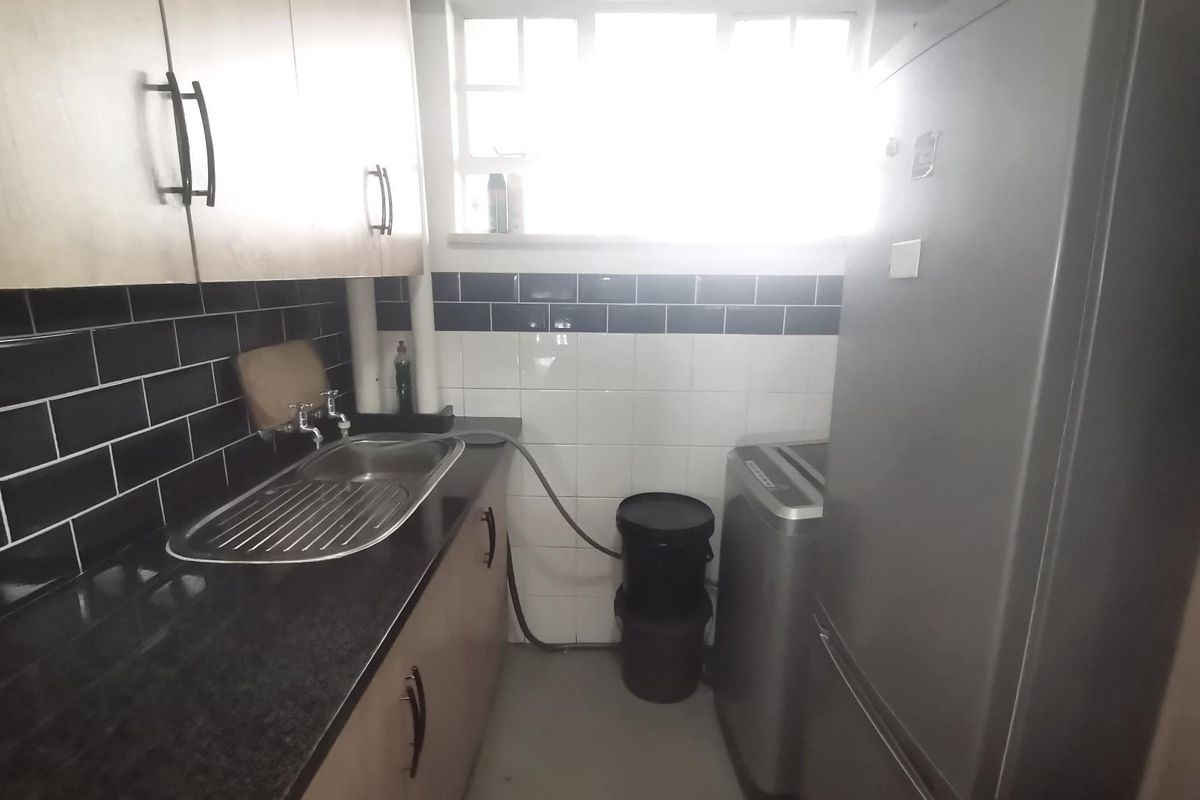 Bachelor Apartment for sale in Berea - Photo 4