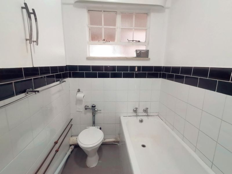 Bachelor Apartment for sale in Berea - Photo 10