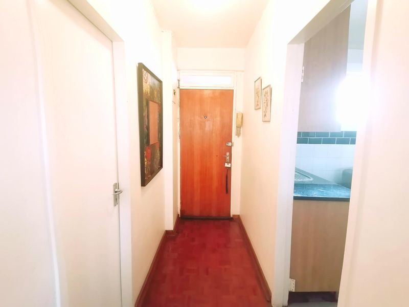 Bachelor Apartment for sale in Berea - Photo 7