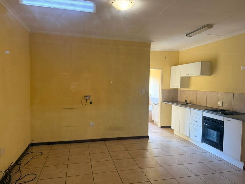 1-bedroom apartment in Florida, Roodepoort - perfect for first-time buyers or investors! - Photo 5