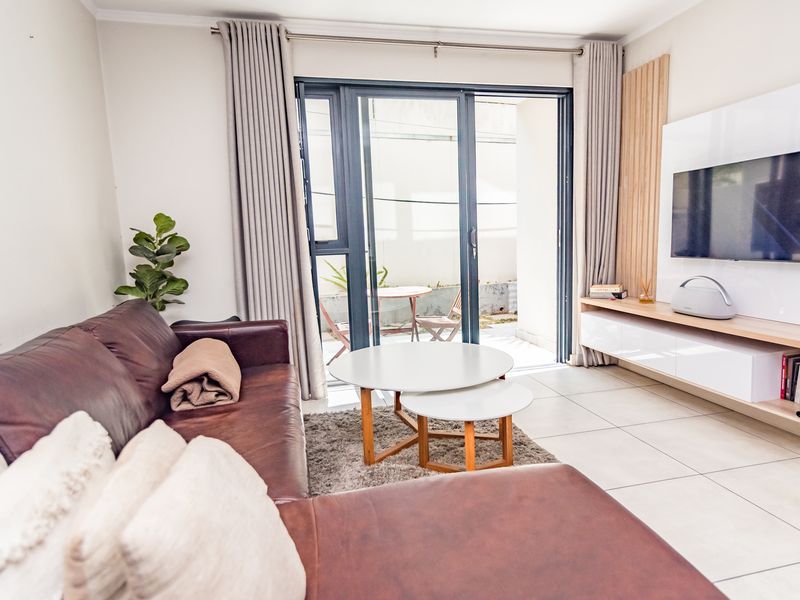 Ground Floor  2-Bedroom Townhouse - Photo 4