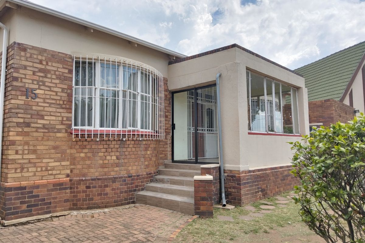 4 BEDROOMS HOUSE FOR SALE IN THE HILL - Photo 2