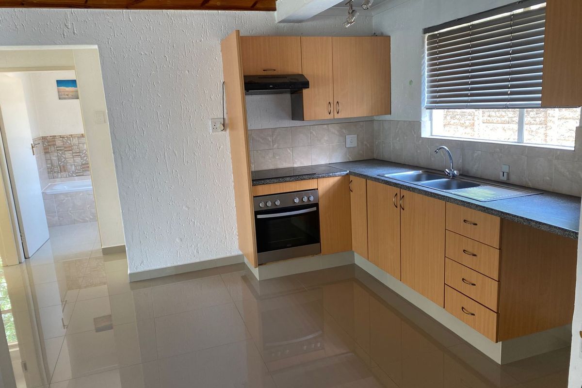 Newly Renovated 3 bedroom 2 Bathroom Duplex Fr Sale In A Secure Estate Buccluech - Photo 4