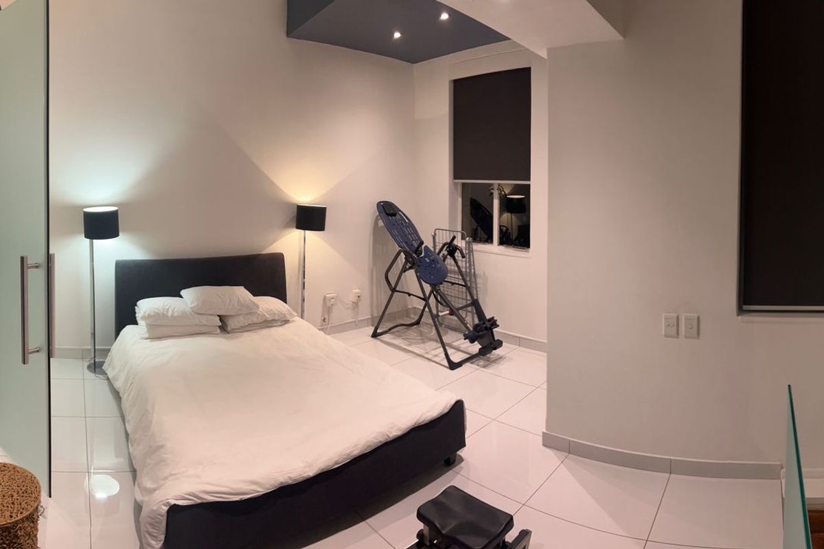 Top Floor Loft Apartment For Sale! - Photo 5