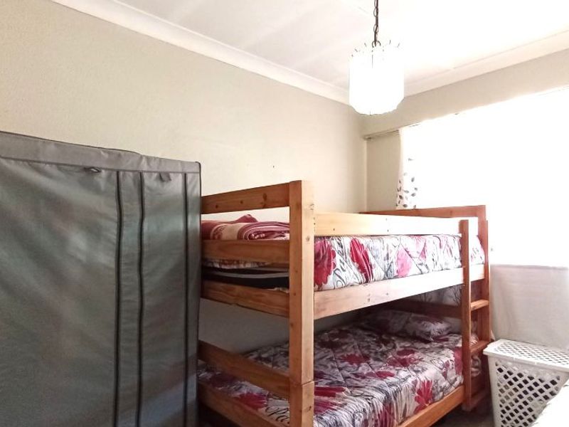 Modern 2bedroom apartment in Florida, Roodepoort  perfect for first-time buyers or investors! - Photo 7