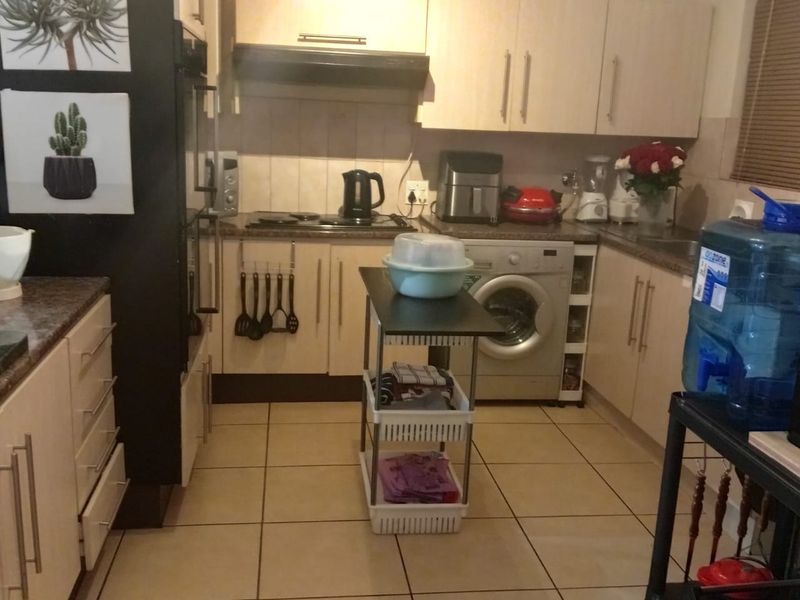 Spacious 3 Bedroom Home for Sale in Florida - Photo 3