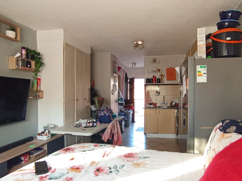 1-Bedroom Unit in Karenpark – Affordable & Convenient - Photo 4